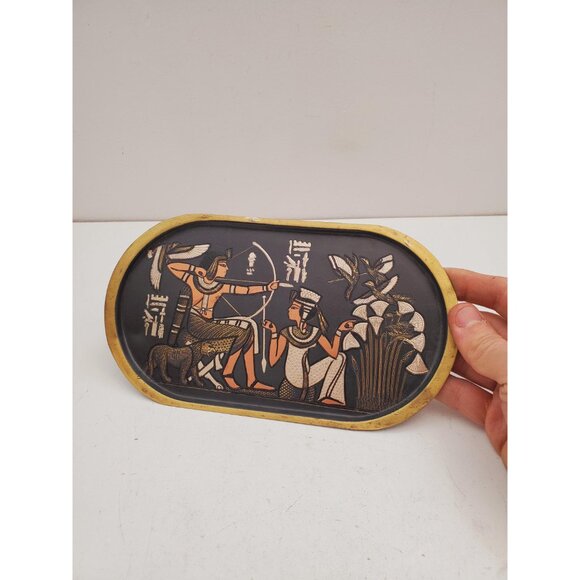 Antique bronze plate, Wall decor black and gold vintage metal plate, Wall plate, - Picture 5 of 10